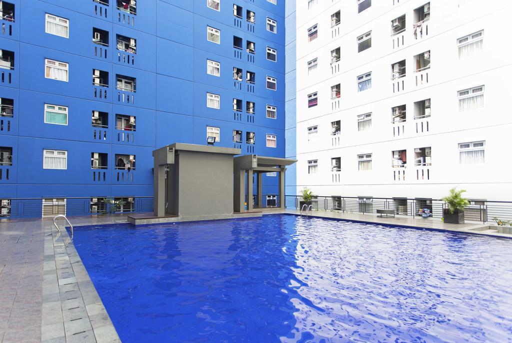 Reddoorz Apartment @ Green Pramuka Jakarta Extérieur photo