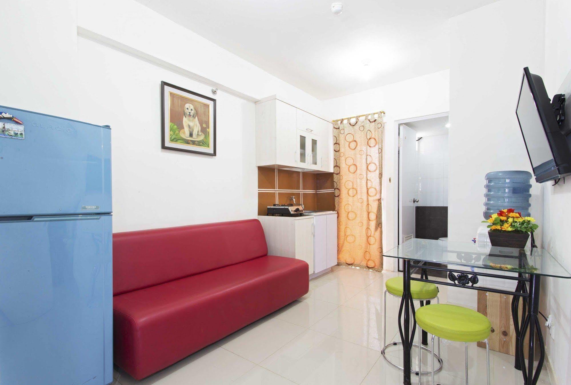 Reddoorz Apartment @ Green Pramuka Jakarta Extérieur photo
