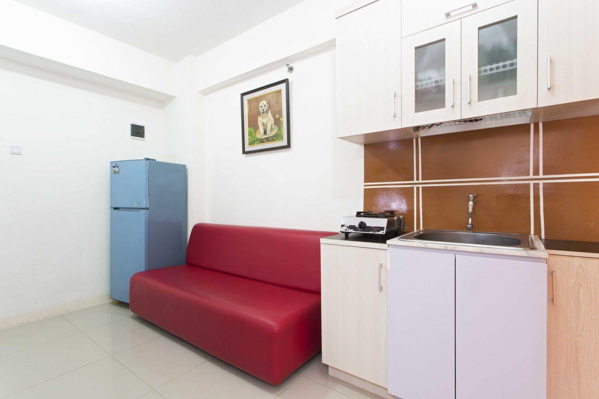 Reddoorz Apartment @ Green Pramuka Jakarta Extérieur photo